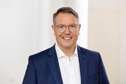 Porträtfoto Ministerpräsident Alexander Schweitzer